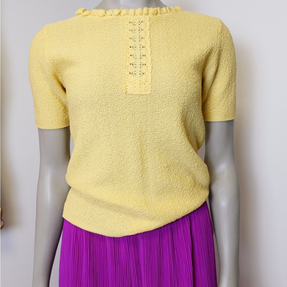 Vintage 70’s Yellow Short Sleeve Women's Top